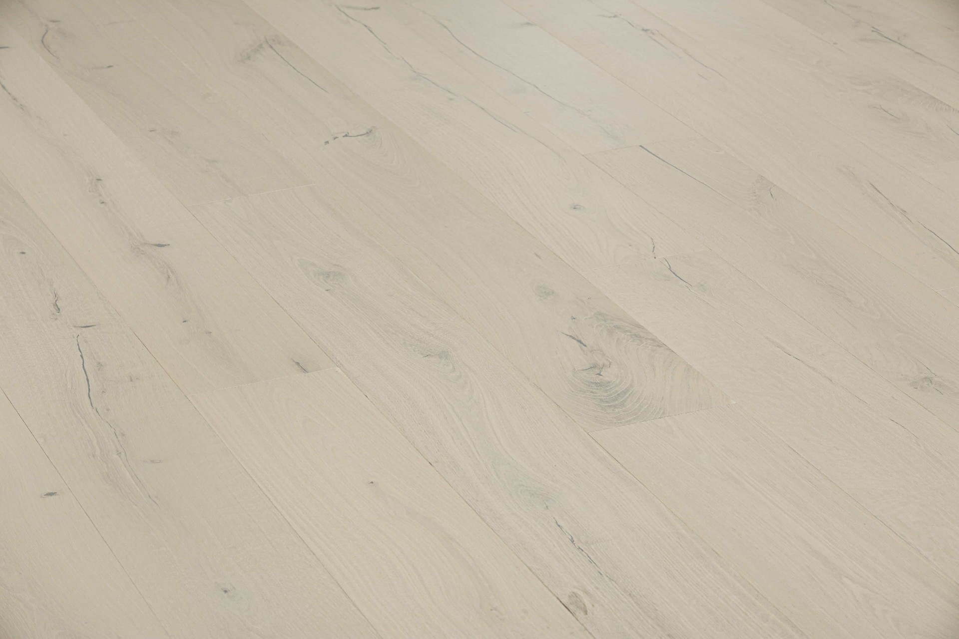 Compass Materials Natural Aged Oaks White Wood flooring